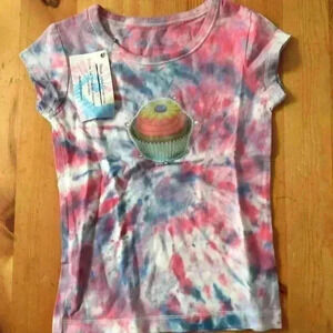 NWT Handmade Cupcake Tie dye T-shirt Girls XS